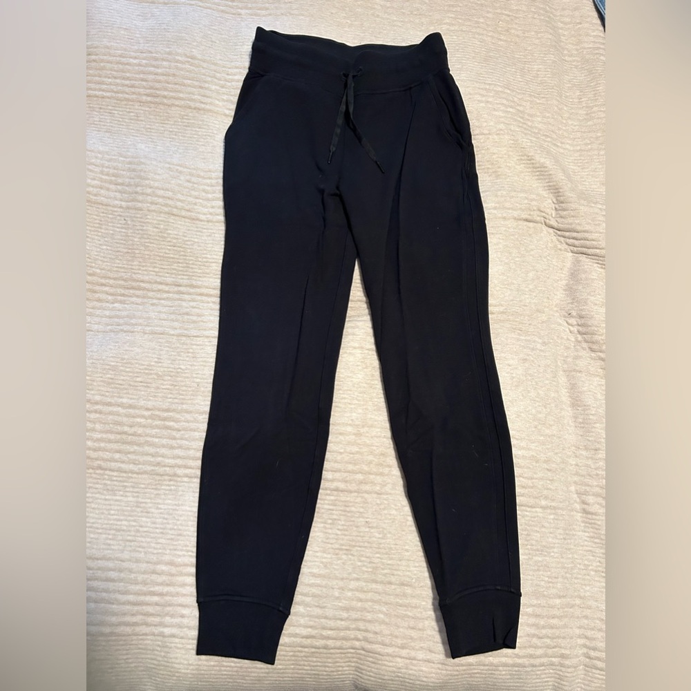 Lululemon joggers